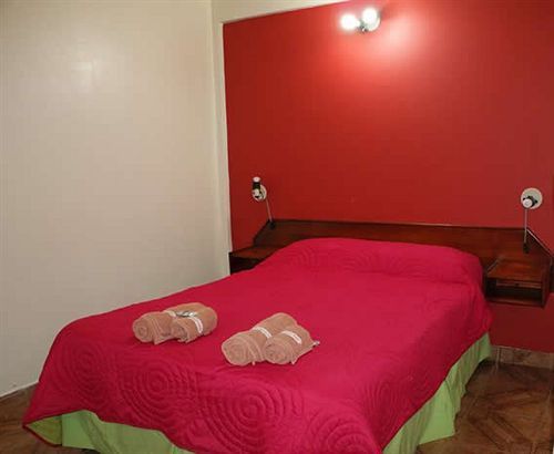 Residencial Noelia Hostel Puerto Iguazú Eksteriør bilde