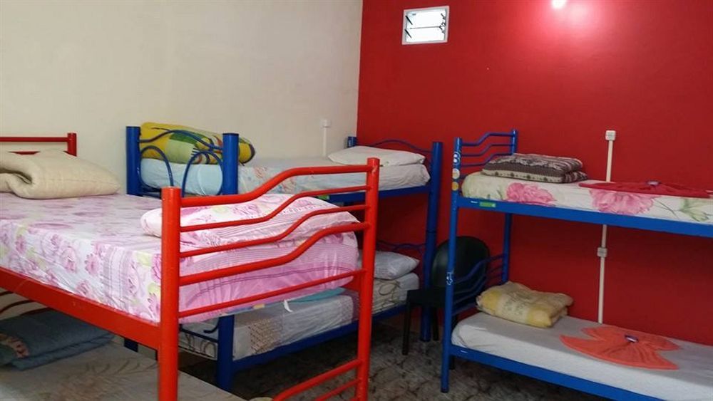 Residencial Noelia Hostel Puerto Iguazú Eksteriør bilde