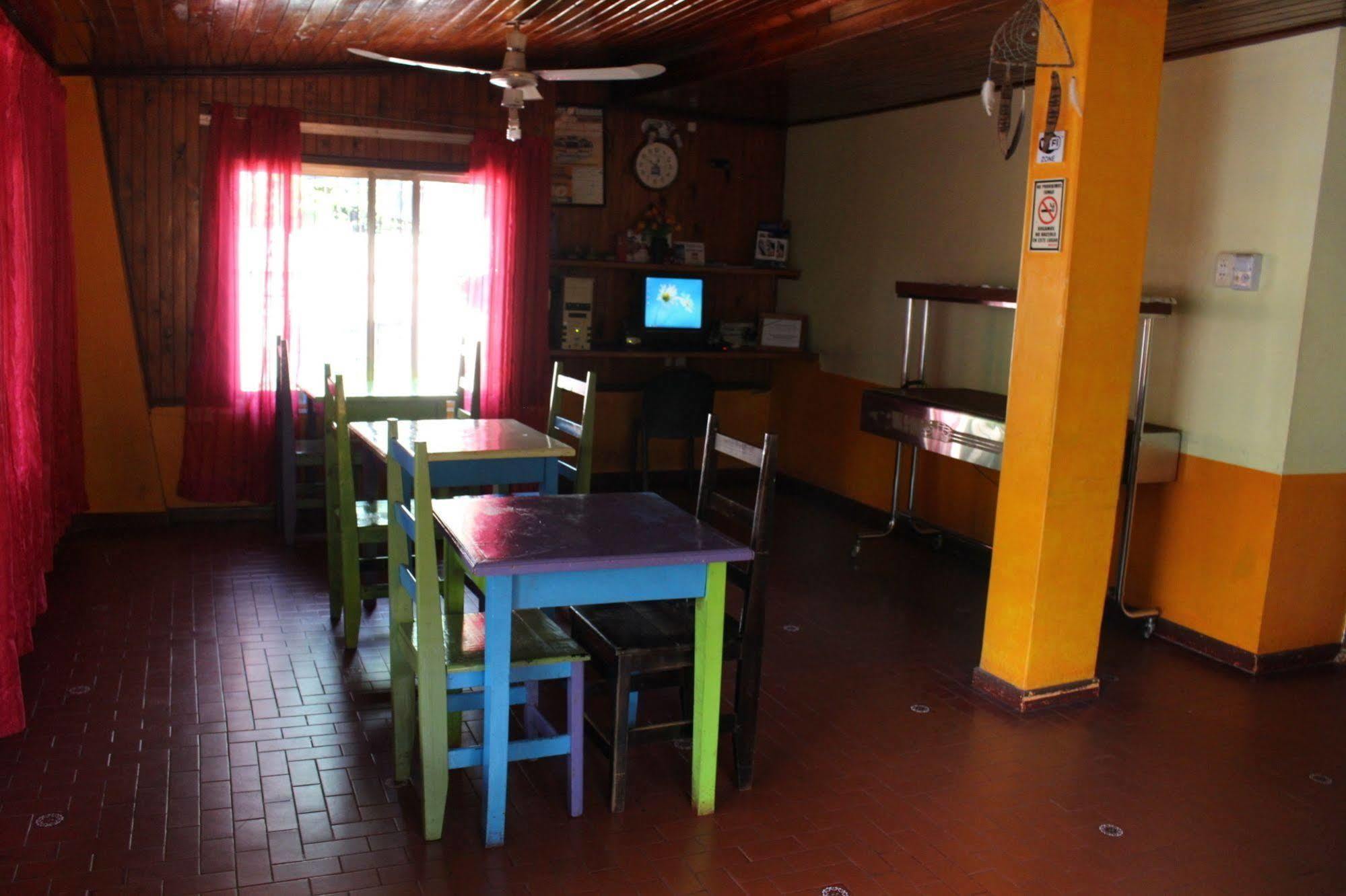 Residencial Noelia Hostel Puerto Iguazú Eksteriør bilde