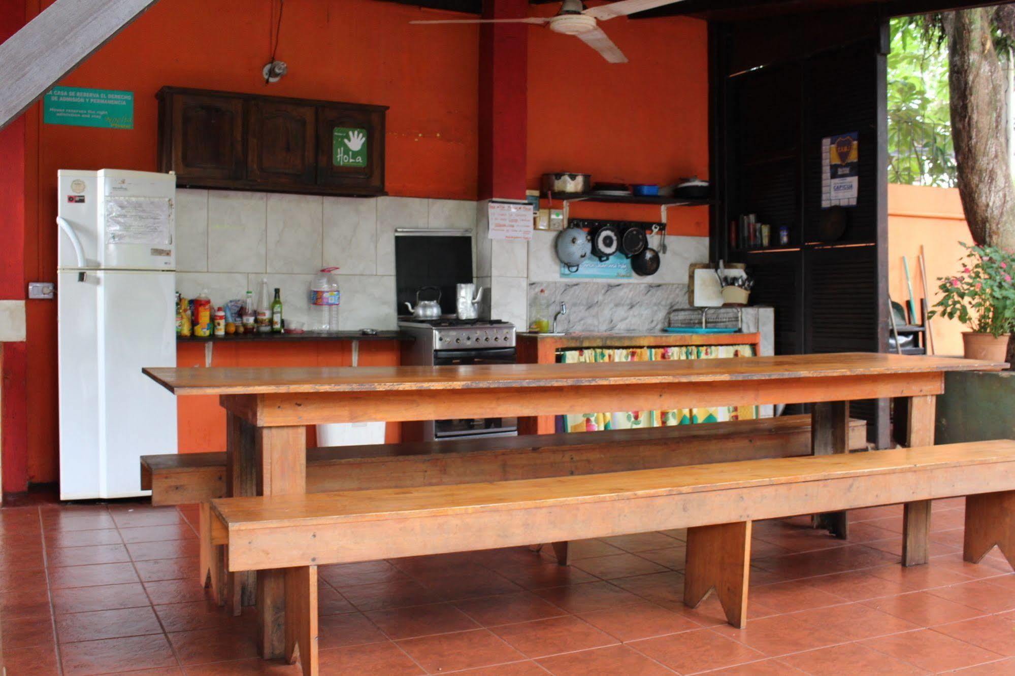 Residencial Noelia Hostel Puerto Iguazú Eksteriør bilde
