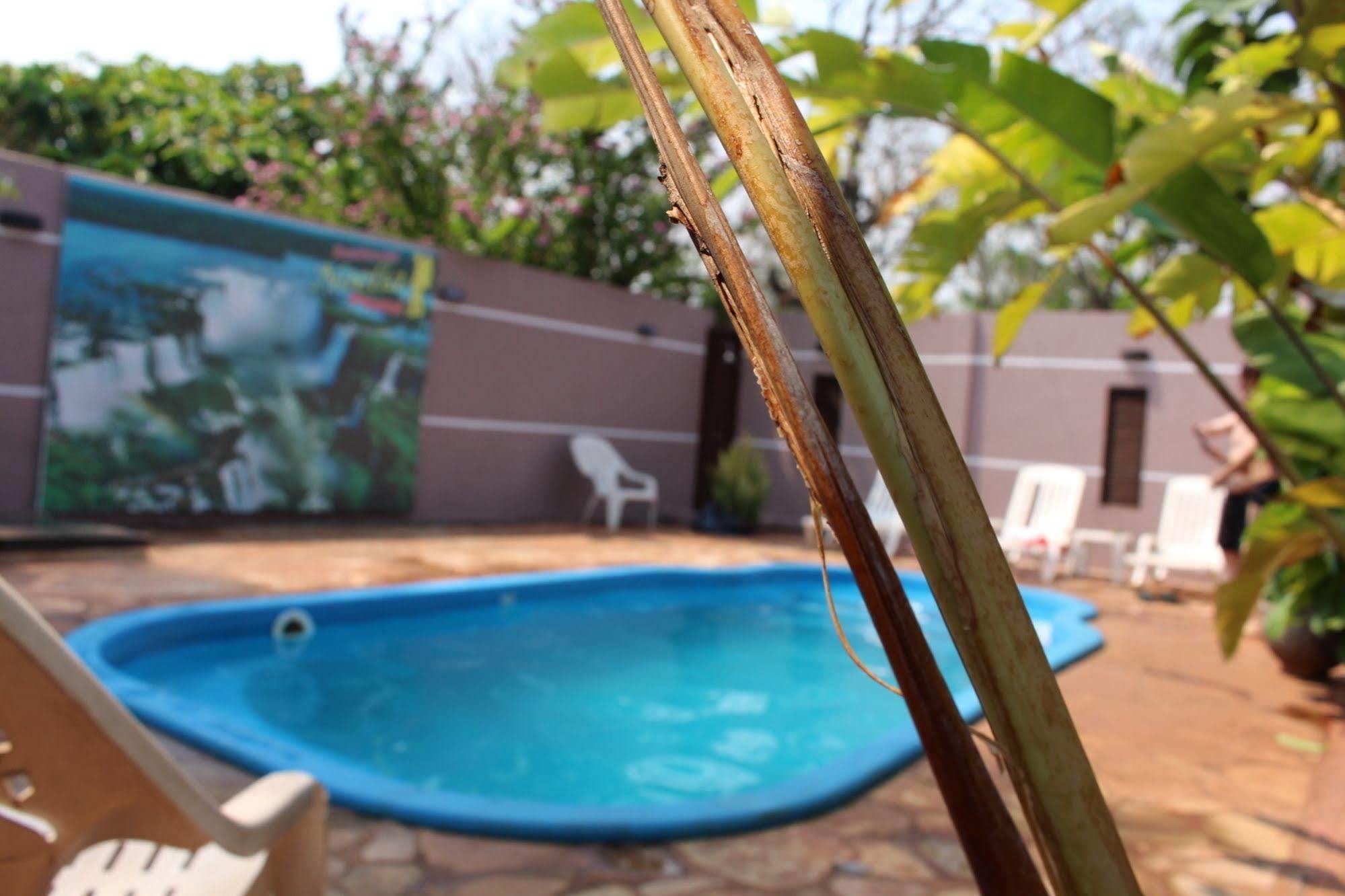 Residencial Noelia Hostel Puerto Iguazú Eksteriør bilde