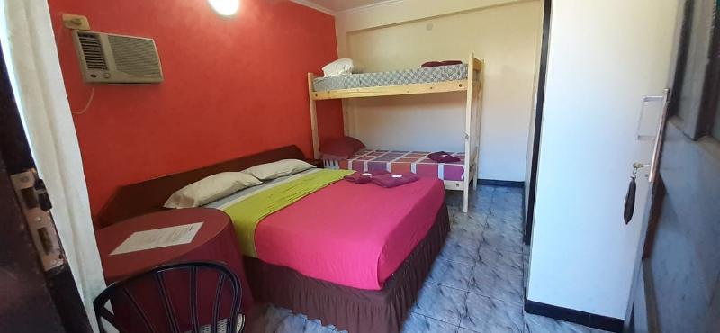 Residencial Noelia Hostel Puerto Iguazú Eksteriør bilde